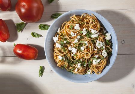 Σπαγγέτι με νερό ψητής ντομάτας