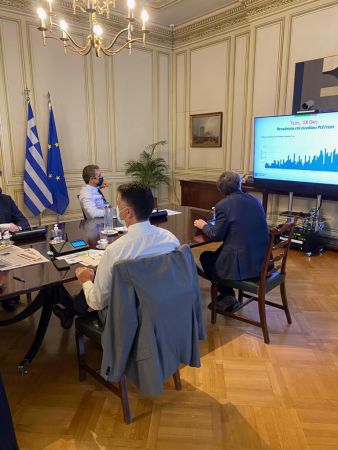 Koρωνοϊός : Εντείνεται η ανησυχία για τη Θεσσαλονίκη – Τηλεδιάσκεψη Μητσοτάκη – Τζιτζικώστα και Ζέρβα