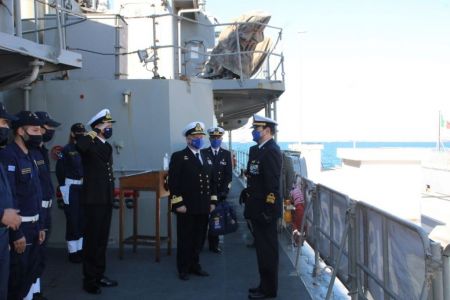 Επιχείρηση «Ειρήνη»: Ποιος είναι ο νέος διοικητής – αρχιπλοίαρχoς Θεόδωρος Μικρόπουλος