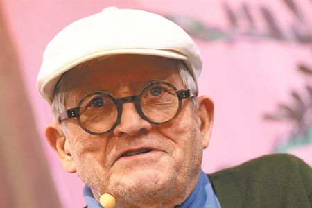 Ο Ντέιβιντ Χόκνεϊ «σώζει» τη Βασιλική Οπερα του Λονδίνου