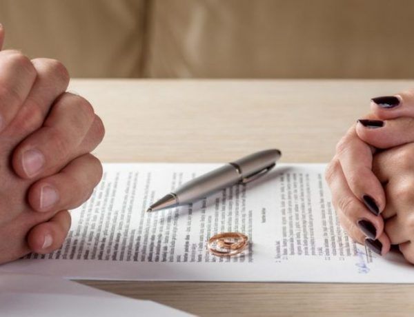 Κορωνοϊός και διαζύγια : Το «ατελείωτο μαζί» επέσπευσε τους χωρισμούς