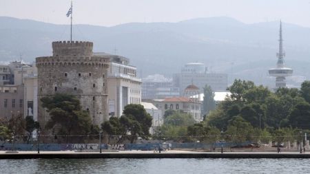 Κορωνοϊός : «Κόκκινος» συναγερμός στη Θεσσαλονίκη