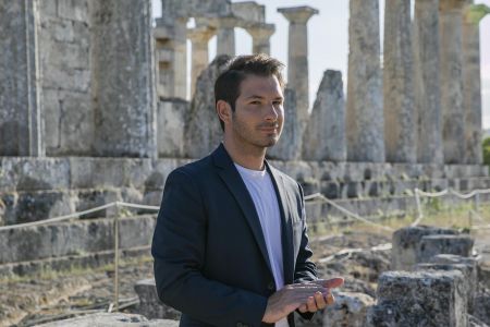 Γιώργος Περρής: Ταξιδεύοντας την Ελλάδα στον κόσμο