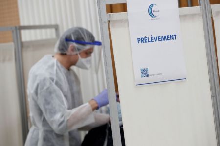 Γαλλία : Πάνω από 52.000 κρούσματα κορωνοϊού το τελευταίο 24ωρο