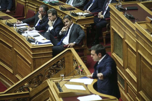 Πρόταση μομφής κατά Σταϊκούρα : «Μάχη» πολιτικών αρχηγών στη Βουλή το απόγευμα