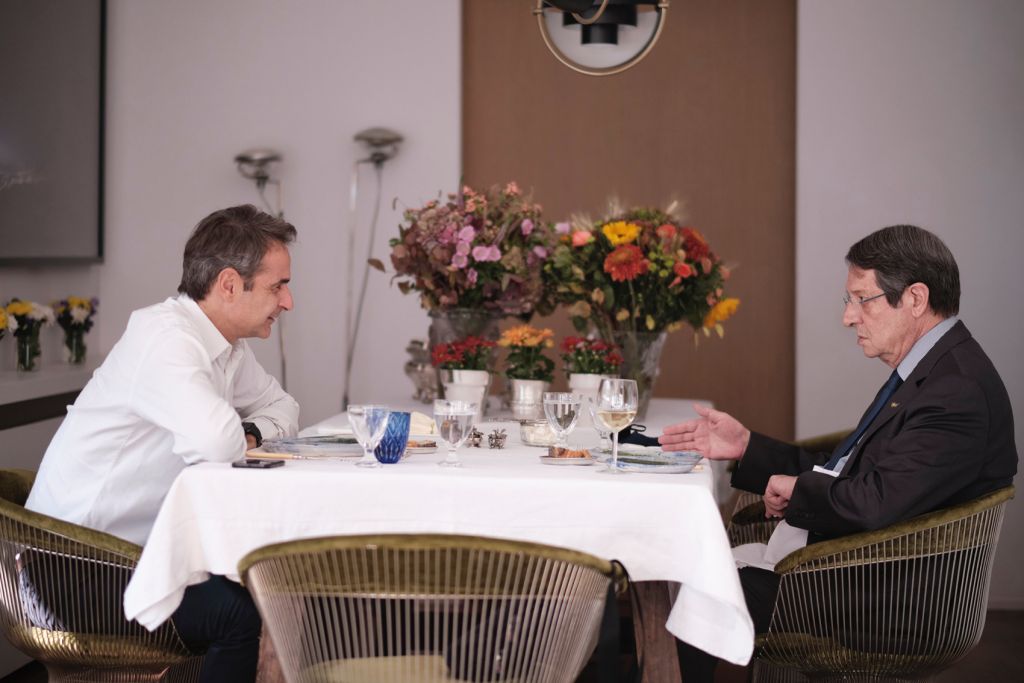 Μητσοτάκης – Αναστασιάδης : Οι τουρκικές προκλήσεις στο μενού της συνάντησης