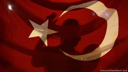 Το Βερολίνο επιβεβαιώνει δεσμούς Ερντογάν με ισλαμιστές