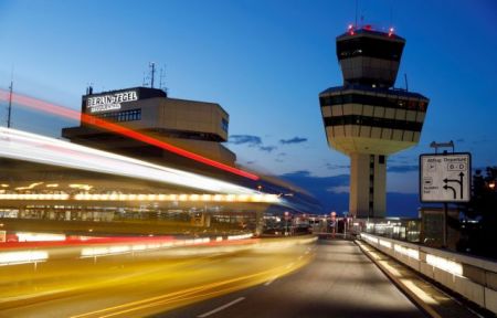 Κορωνοϊός : Κίνδυνος χρεοκοπίας για 1 στα 4 αεροδρόμια της Ευρώπης