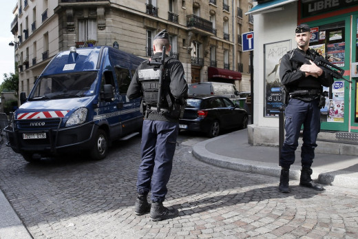 Γαλλία : Νέα επίθεση με μαχαίρι στην Αβινιόν – Ο δράστης φώναζε «Αλλάχου Ακμπαρ»