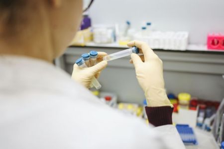 Κορωνοϊός – Ρωσία: Σταμάτησαν οι κλινικές δοκιμές του εμβολίου εξαιτίας της υψηλής ζήτησης και έλλειψης δόσεων