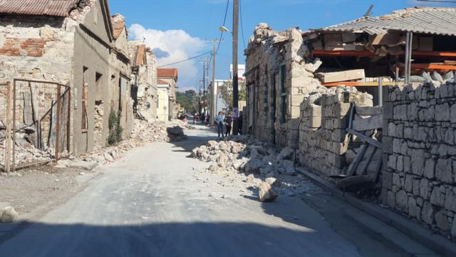 Σεισμός στη Σάμο: Συγκλονιστική μαρτυρία κατοίκου – «Έβλεπα το βουνό να κατεβαίνει» | tovima.gr