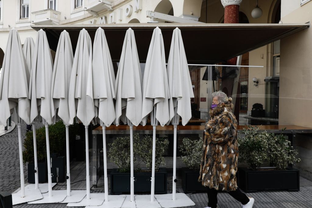 Κορωνοϊός : Αυτή είναι η νέα διευρυμένη λίστα ΚΑΔ