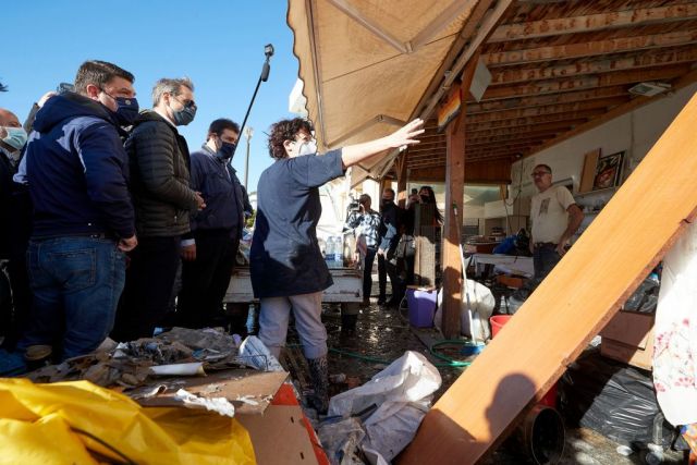 Σεισμός – Σάμος : Τους γονείς των δύο νεκρών παιδιών συνάντησε ο Μητσοτάκης