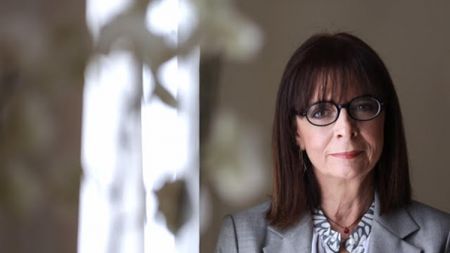 Κατερίνα Σακελλαρoπούλου στο «Βήμα»: «Είμαι κρατική λειτουργός σε αποστολή»