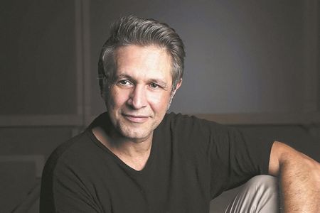 «Oι ανάξιοι δεν προδίδουν»