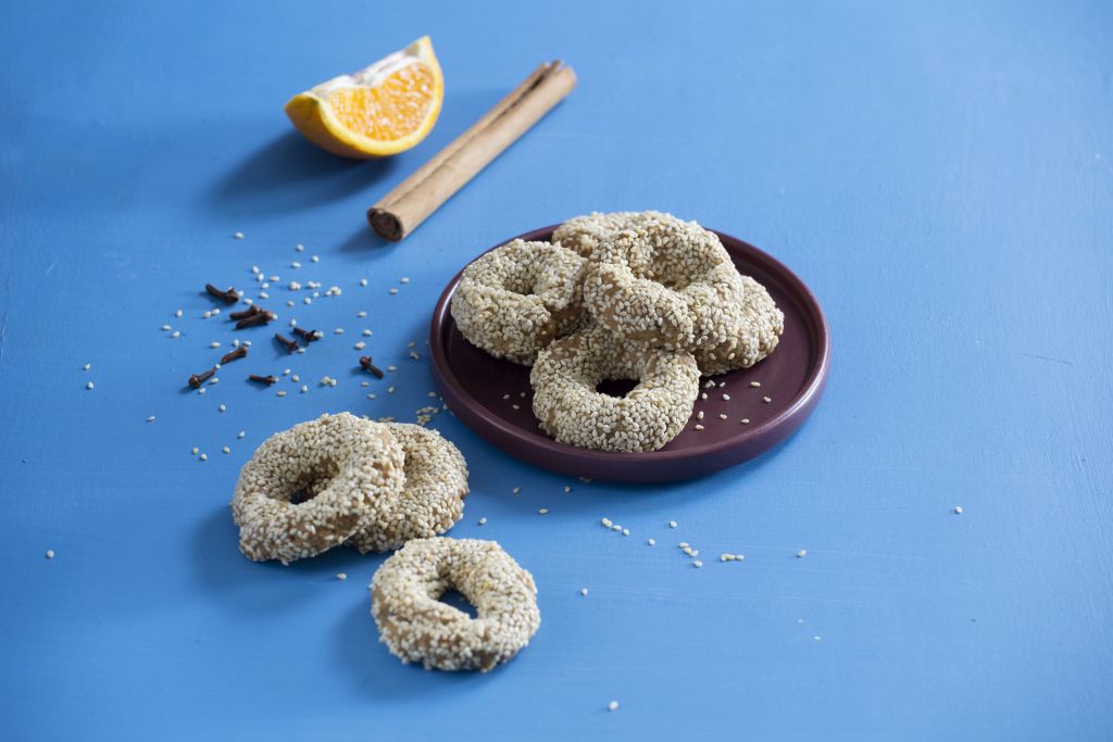 Κουλουράκια με τσικουδιά και πορτοκάλι