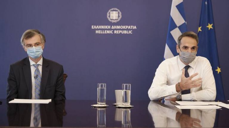 Mitsotakis says three-week lockdown necessary to avert public health crisis | tovima.gr