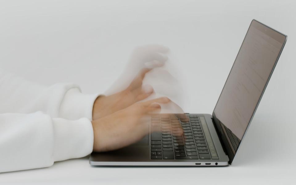 11 τρόποι για να κάνεις το laptop σου γρηγορότερο