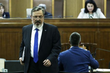 Χρυσή Αυγή : Διαφεύγει τη σύλληψη για 14η μέρα ο Χρήστος Παππάς