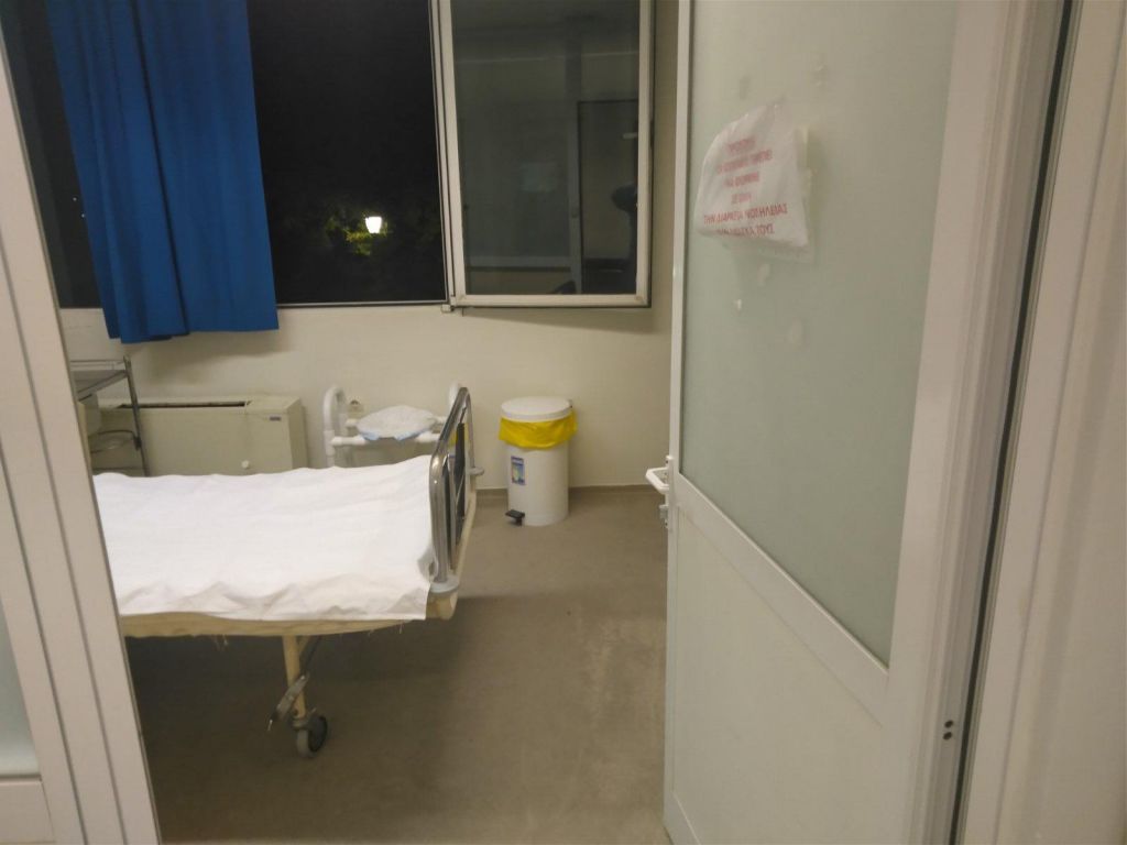 ΠΟΕΔΗΝ : Ακατάλληλες κτιριακές συνθήκες σε κλινικές κορωνοϊού [εικόνες]