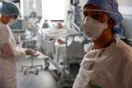 Ευρώπη : Θερίζει ο κορωνοϊός – Σχεδόν 300.000 οι νεκροί