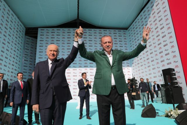 Προκλητικός Ερντογάν : Στις 15 Νοεμβρίου θα κάνουμε πικ νικ στα Βαρώσια