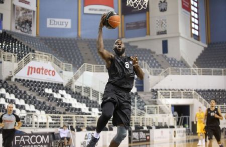 Αρνητικά τα τεστ κορωνοϊού στον ΠΑΟΚ και αναχώρηση για Αθήνα