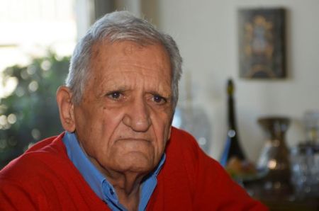 «Ο δρόμος και πάλι» : Η καινούργια ποιητική συλλογή του Τίτου Πατρίκιου