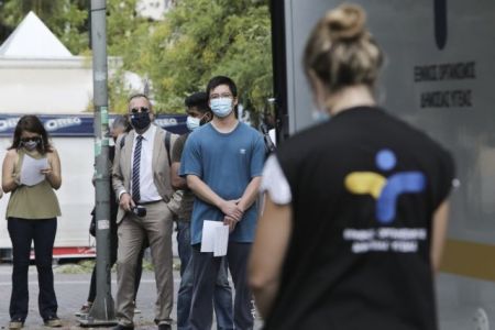 Δερμιτζάκης – κορωνοϊός: Δεν θα έχουμε δραματική μείωση κρουσμάτων τις επόμενες εβδομάδες