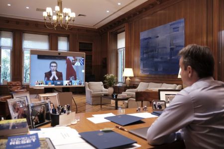 Μητσοτάκης για κορωνοϊό : Κρίσιμες οι επόμενες μέρες