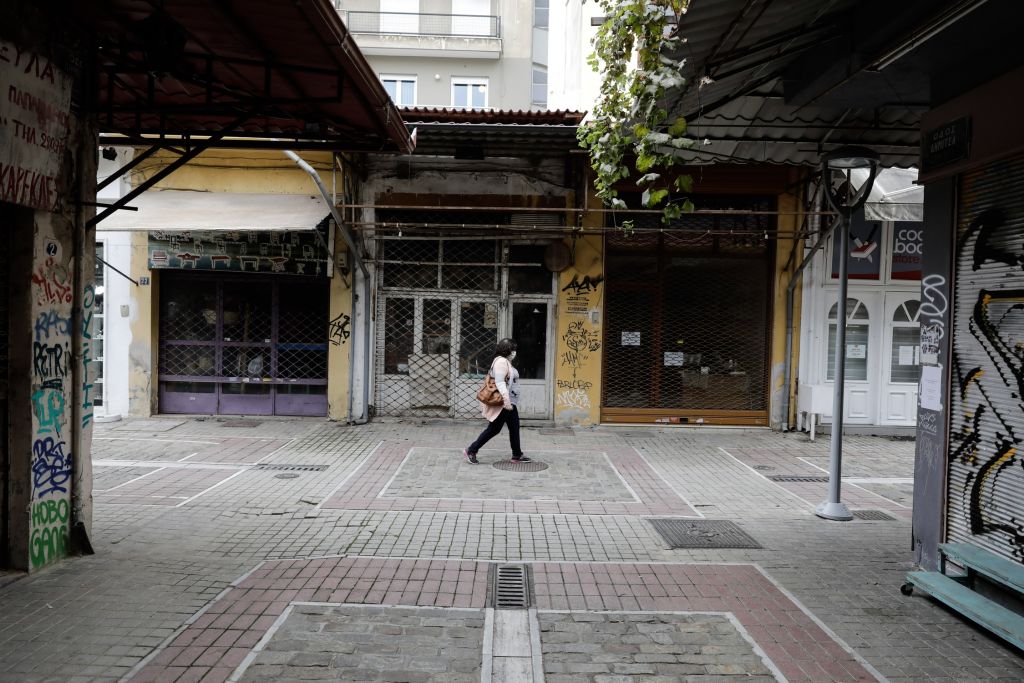 Κορωνοϊός : Εκτός ελέγχου η Θεσσαλονίκη – Φοβούνται σκηνές Ιταλίας