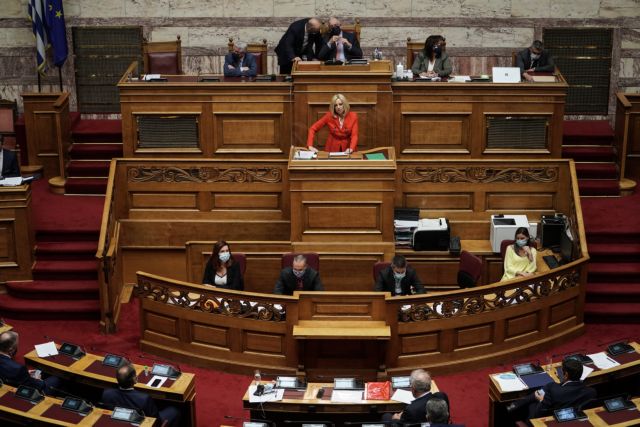 Γεννηματά: Εμμονή ΝΔ – ΣΥΡΙΖΑ σε αχρείαστες κοκορομαχίες