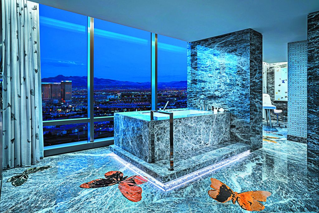 Ice cubes και… ροζ φιλιά