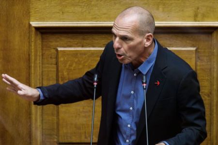 Βαρουφάκης : Ζητά επίταξη του ιδιωτικού τομέα της Υγείας στη Θεσσαλονίκη