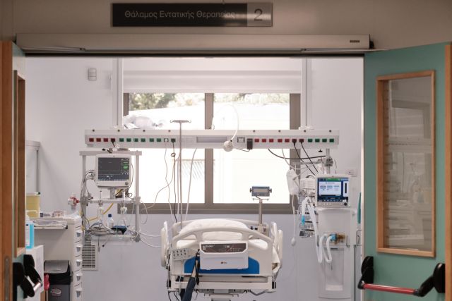 Κορωνοϊός : «Θα συναντηθούμε στον ουρανό» – Συγκλονίζει το τελευταίο αντίο ασθενούς μέσω τηλεφώνου