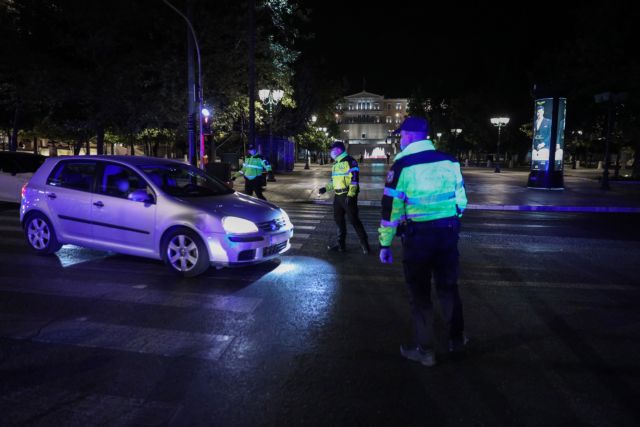 Κορωνοϊός : Στο έλεος της πανδημίας η χώρα – Nέες απαγορεύσεις και lockdown