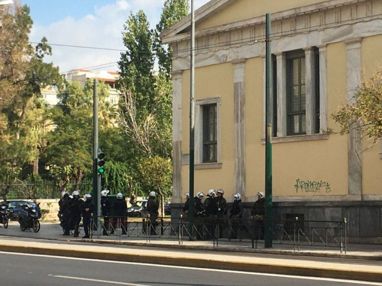 Ελεύθεροι οι 91 συλληφθέντες σε ΕΜΠ και Πολυτεχνειούπολη | tovima.gr