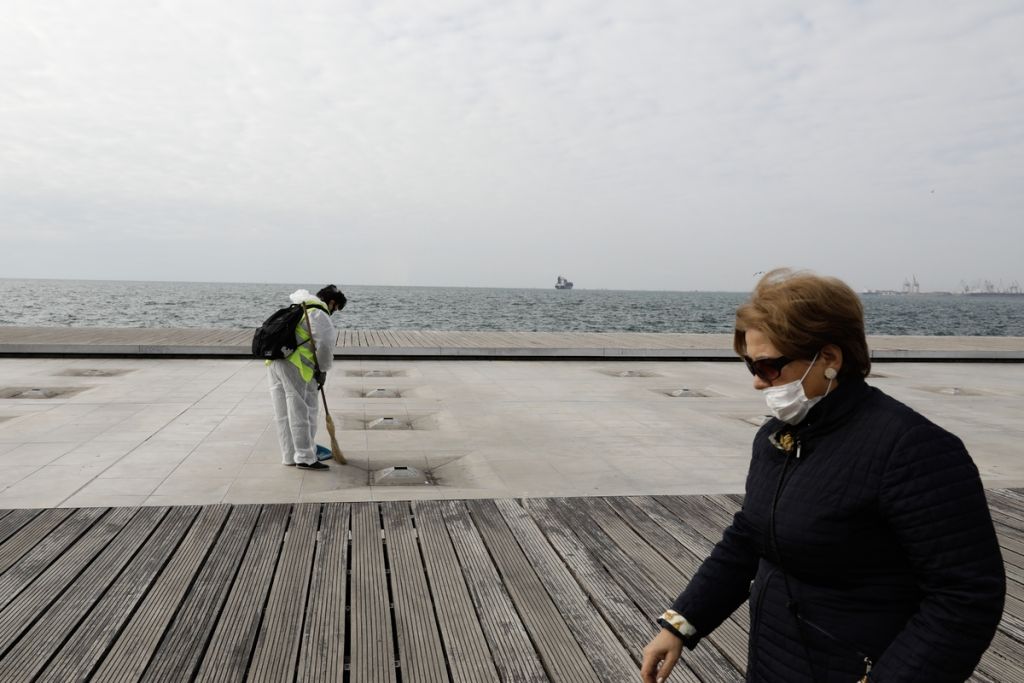 Lockdown : Πότε θα φτάσουμε στον αριθμό – κλειδί για έξοδο από την καραντίνα