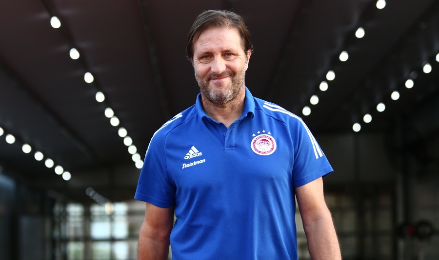 Ολυμπιακός : Δεν υπάρχει θέμα επιλογής για τον Μαρτίνς