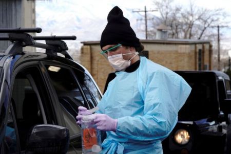 Βρετανία : Σταθερά πάνω από 24.000 τα κρούσματα κορωνοϊού