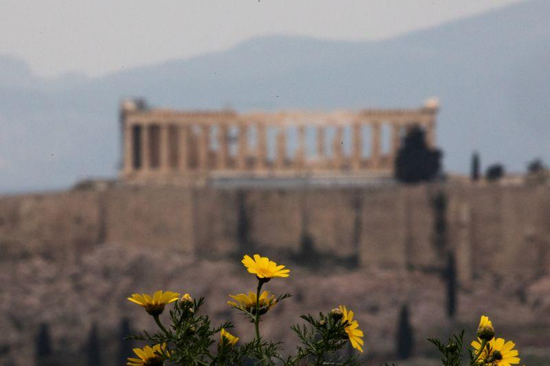 Μετρώντας τον φιλελευθερισμό των Ελλήνων : Τι τους απογοητεύει, τι τους κάνει να ελπίζουν