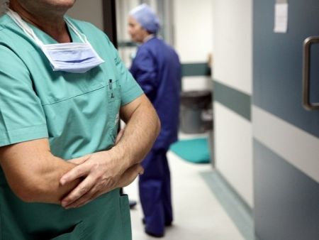 ΑΧΕΠΑ : 50χρονη νοσοκόμα έχασε τη μάχη με τον κορωνοϊό
