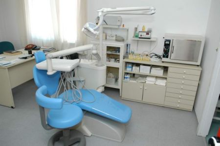 Κορωνοϊός : Έκτακτη οικονομική ενίσχυση ιατρών και οδοντιάτρων