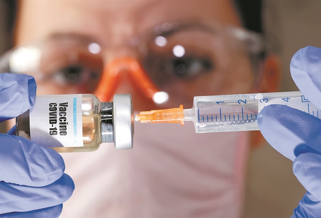 Φως στο τούνελ της πανδημίας