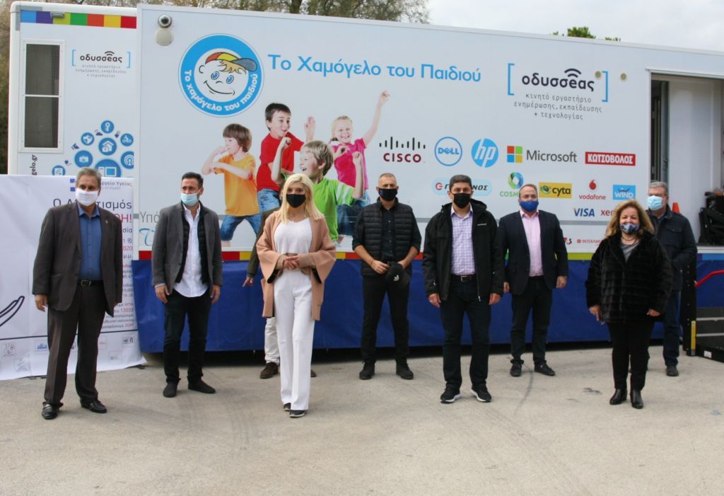 Δήμος Πειραιά : Ο Γιάννης Μώραλης στην εθελοντική αιμοδοσία στο ΣΕΦ