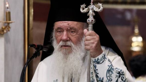 Ο κορωνοϊός δεν εξαιρεί τους ιεράρχες