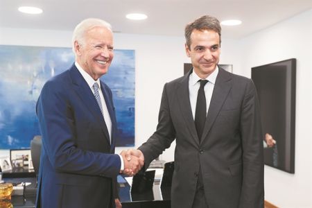 Το στοίχημα του Μαξίμου για συνάντηση με τον Μπάιντεν