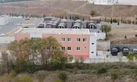 Κορωνοϊός – Θεσσαλονίκη: Νοσοκομείο εκστρατείας στο parking του 424 Σ.Ν.