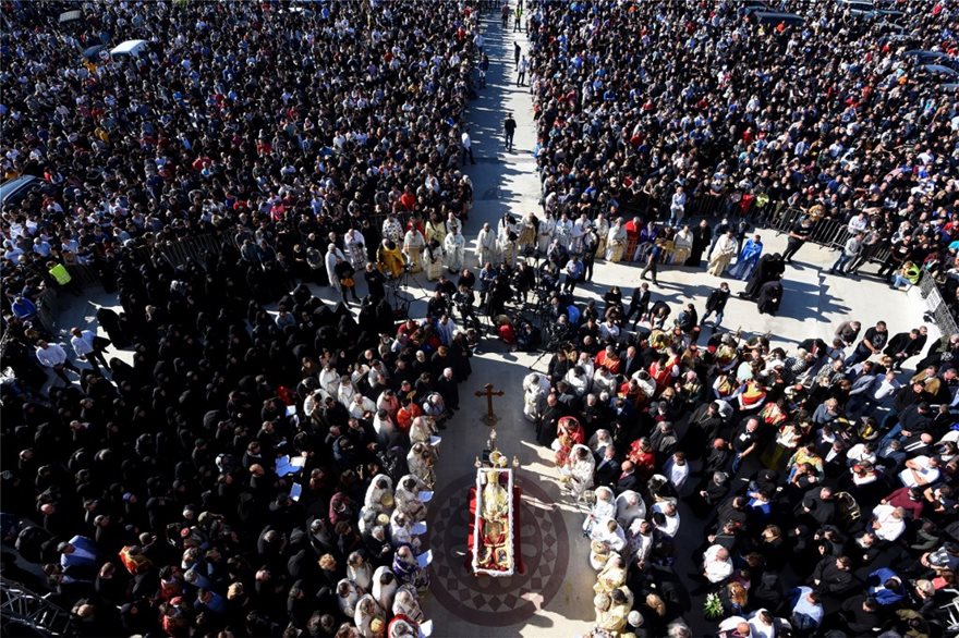 Ειρηναίος : Σε κλίμα συγκίνησης η κηδεία του Πατριάρχη Σερβίας