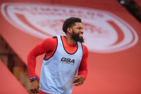 Οι ευχές του Ολυμπιακού στον Μάρτιν